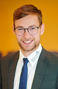 Bestattungsfachkraft Maximilian Knoll